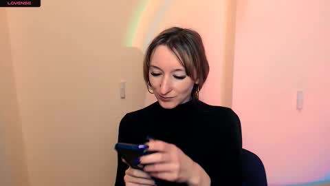 Snapshot of amandasentin chatting on 10.14.25 Amanda online show from 10.14.25