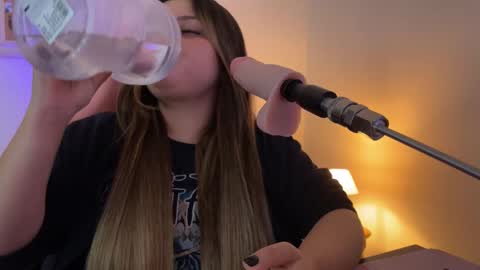 Amandha online show from 11.11.25