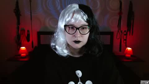 Goddess Amanita online show from 12.05.24