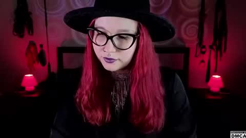 Goddess Amanita online show from 02.06.25