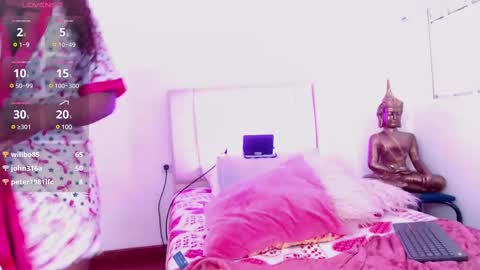 Snapshot of amara_bss_ chatting on 02.27.25 luna online show from 02.27.25