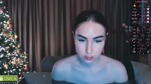 Snapshot of amara_campbell chatting on 12.12.24 amara campbell online show from 12.12.24