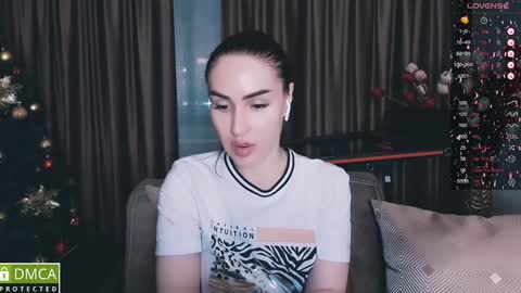 Snapshot of amara_campbell chatting on 12.13.24 amara campbell online show from 12.13.24