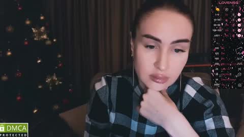 Snapshot of amara_campbell chatting on 12.22.24 amara campbell online show from 12.22.24