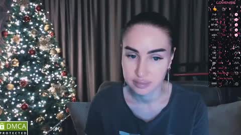 Snapshot of amara_campbell chatting on 12.24.24 amara campbell online show from 12.24.24