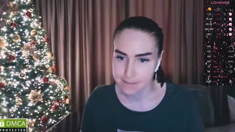 Snapshot of amara_campbell chatting on 12.27.24 amara campbell online show from 12.27.24