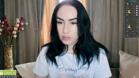 Snapshot of amara_campbell chatting on 10.06.25 amara campbell online show from 10.06.25