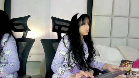 Amara Grant online show from 01.20.25