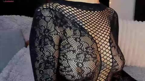 Snapshot of amara_vause chatting on 10.18.25 -  A M A R A - online show from 10.18.25