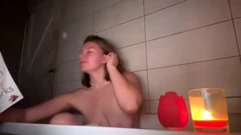 Amara Elise online show from 02.27.25