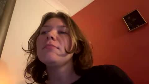 Amara Elise online show from 03.11.25