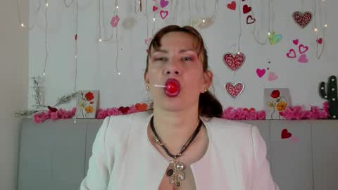 Snapshot of amaramoon_ chatting on 10.06.25 AmaraMoon online show from 10.06.25