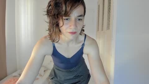 Snapshot of amaranthaajames chatting on 02.05.25 Amarantha online show from 02.05.25