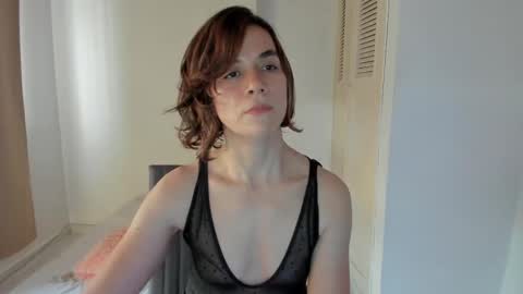 Snapshot of amaranthaajames chatting on 02.18.25 Amarantha online show from 02.18.25