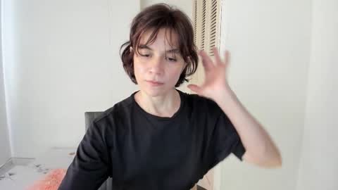 Snapshot of amaranthaajames chatting on 10.15.25 Amarantha online show from 10.15.25