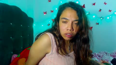 Snapshot of amararoberts08 chatting on 12.16.24 Amara Julia online show from 12.16.24