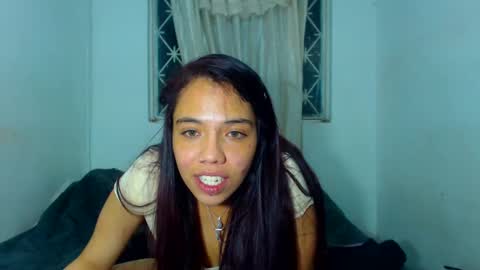 Snapshot of amararoberts08 chatting on 01.05.25 Amara Julia online show from 01.05.25