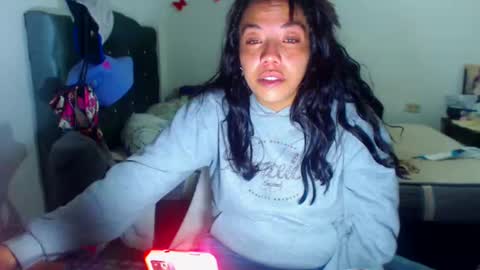 Amara Julia online show from 11.19.25