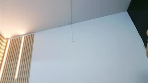 AmaraVell online show from 04.20.26