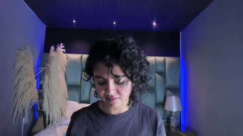 Snapshot of amarettho chatting on 01.11.25 Emily online show from 01.11.25