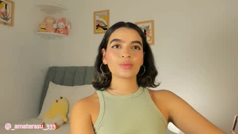  Mar  independent model  online show from 03.16.26