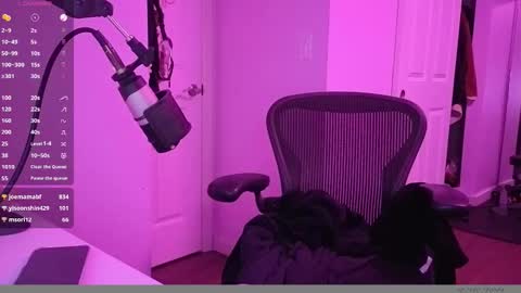 leash online show from 02.15.26