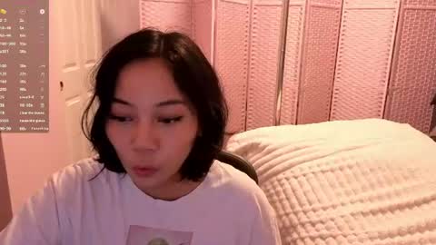 Snapshot of amateuroras chatting on 07.21.26 leash online show from 07.21.26
