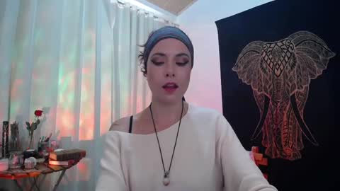 Amatista  Next stream 9 DEC 1 PM COLOMBIAN TIME  miss u and love u online show from 02.26.25