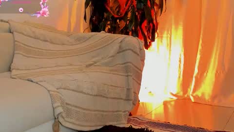 Snapshot of amatistahot1 chatting on 10.30.25 Amatista online show from 10.30.25