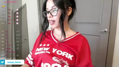 amaya_floress online show from 03.06.25