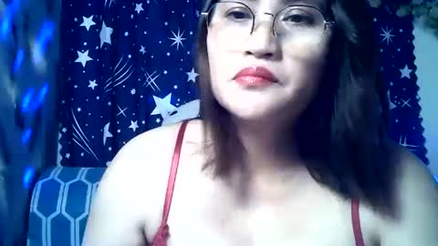 Snapshot of amazing_angel22 chatting on 02.13.26 amazing angel online show from 02.13.26