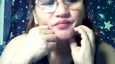 Snapshot of amazing_angel22 chatting on 02.23.26 amazing angel online show from 02.23.26