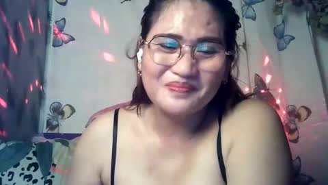 Snapshot of amazing_angel22 chatting on 03.07.26 amazing angel online show from 03.07.26