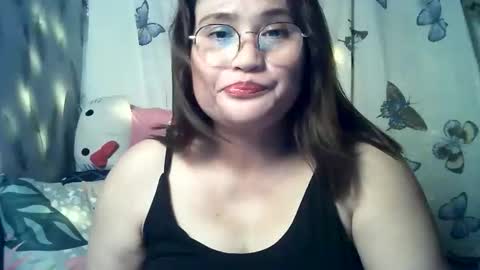 Snapshot of amazing_angel22 chatting on 03.30.26 amazing angel online show from 03.30.26
