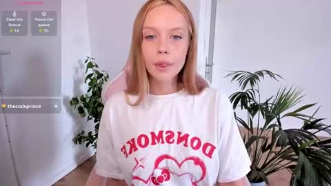 Snapshot of amazing_roxana chatting on 07.11.26 Roxy online show from 07.11.26
