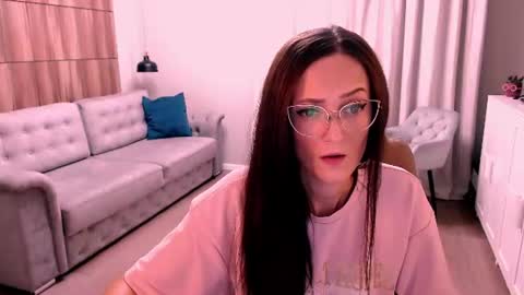 Izza online show from 08.07.26