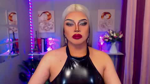 Snapshot of amazingfatcock_ts chatting on 01.04.25 MISS JAZMINE QUEEN OF HELLFIRE online show from 01.04.25