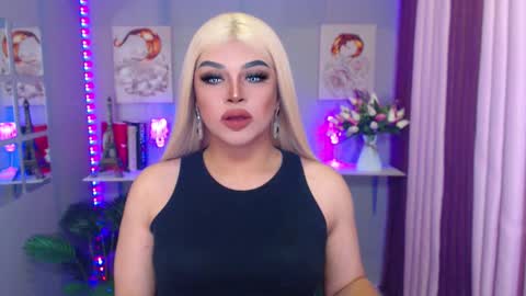 Snapshot of amazingfatcock_ts chatting on 01.08.25 MISS JAZMINE QUEEN OF HELLFIRE online show from 01.08.25