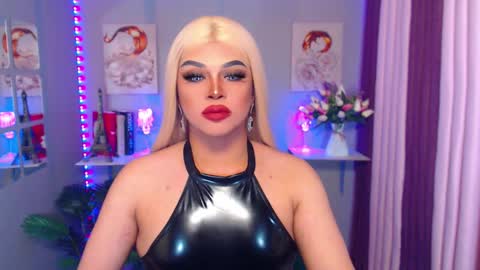 Snapshot of amazingfatcock_ts chatting on 01.08.25 MISS JAZMINE QUEEN OF HELLFIRE online show from 01.08.25