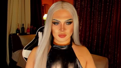 Snapshot of amazingfatcock_ts chatting on 02.15.25 MISS JAZMINE QUEEN OF HELLFIRE online show from 02.15.25