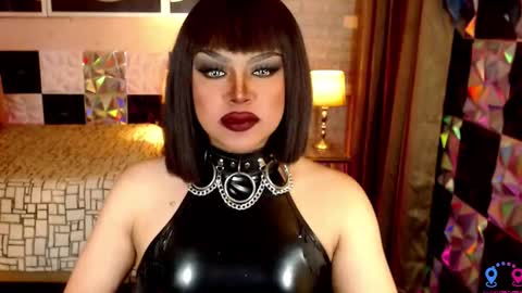 Snapshot of amazingfatcock_ts chatting on 10.07.25 MISS JAZMINE QUEEN OF HELLFIRE online show from 10.07.25
