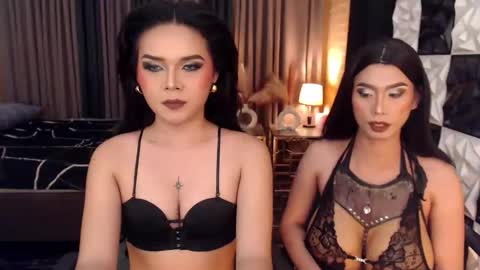 Snapshot of amazingjuicycocktrans chatting on 11.30.25 amazingjuicycocktrans online show from 11.30.25