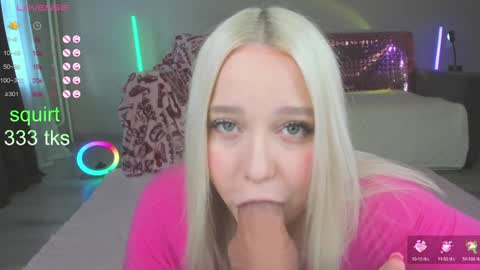 Im Mandy and I love to play in public and do crazy in PVT online show from 01.08.25