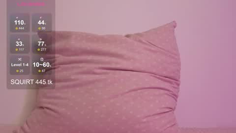 Snapshot of amazongirls chatting on 02.26.26 Im Mandy and I love to play in public and do crazy in PVT online show from 02.26.26