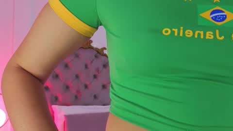 Sara online show from 11.23.25