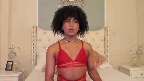 Ambar Colling online show from 02.08.25