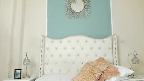 Ambar Colling online show from 02.19.25