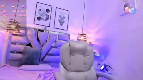 ambar_cullen online show from 10.13.25