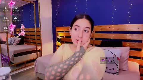 Snapshot of ambar_lover chatting on 09.28.25 Ambar online show from 09.28.25