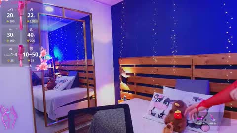 Snapshot of ambar_lover chatting on 10.25.25 Ambar online show from 10.25.25